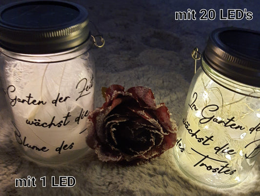 Personalisierte Solar Grablaterne mit 20 LED's geplottet