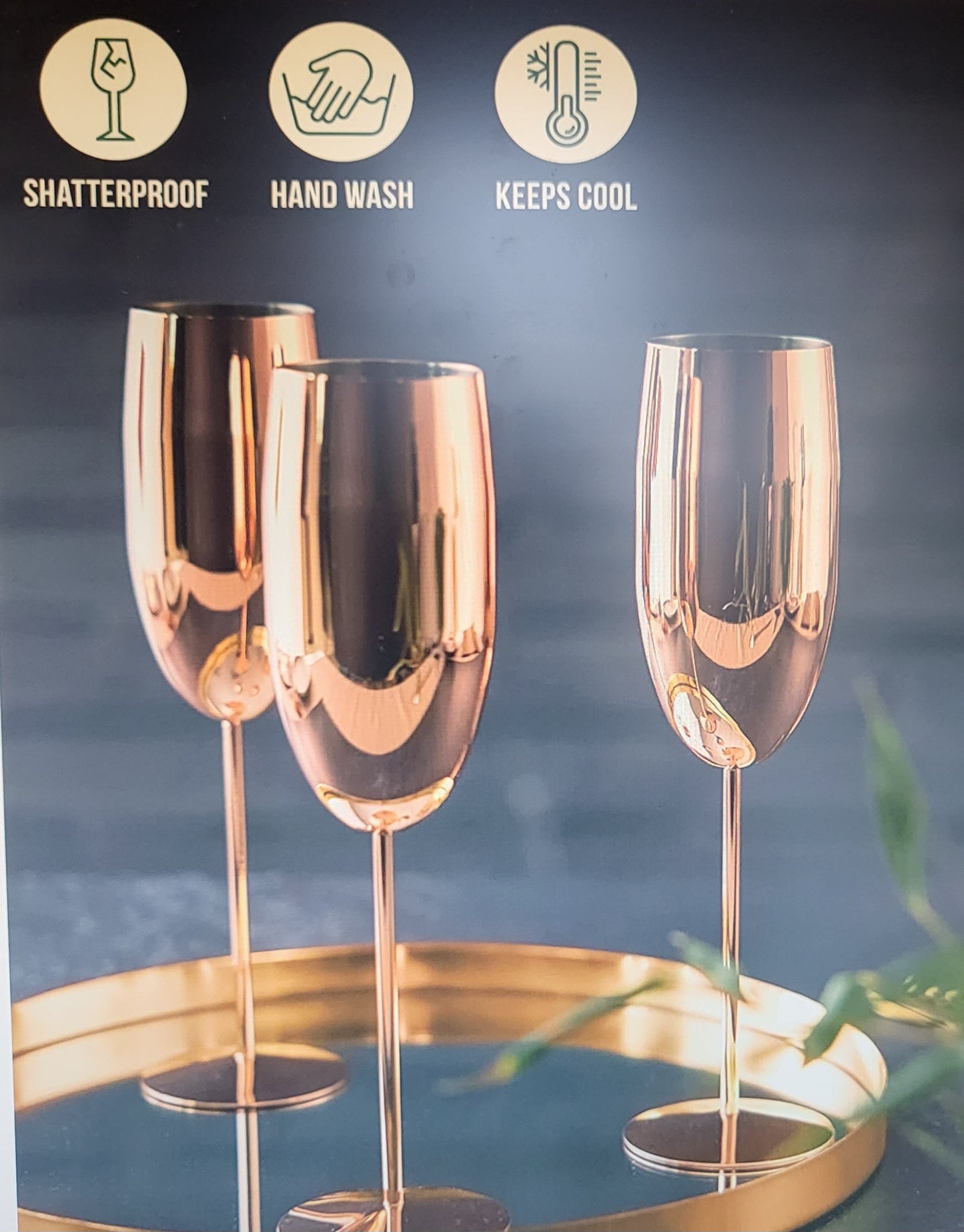 Bruchsicheres Edelstahl-Sektglas personalisiert mit Namen oder Wunschtext in rosegolg, schwarz matt oder gold matt